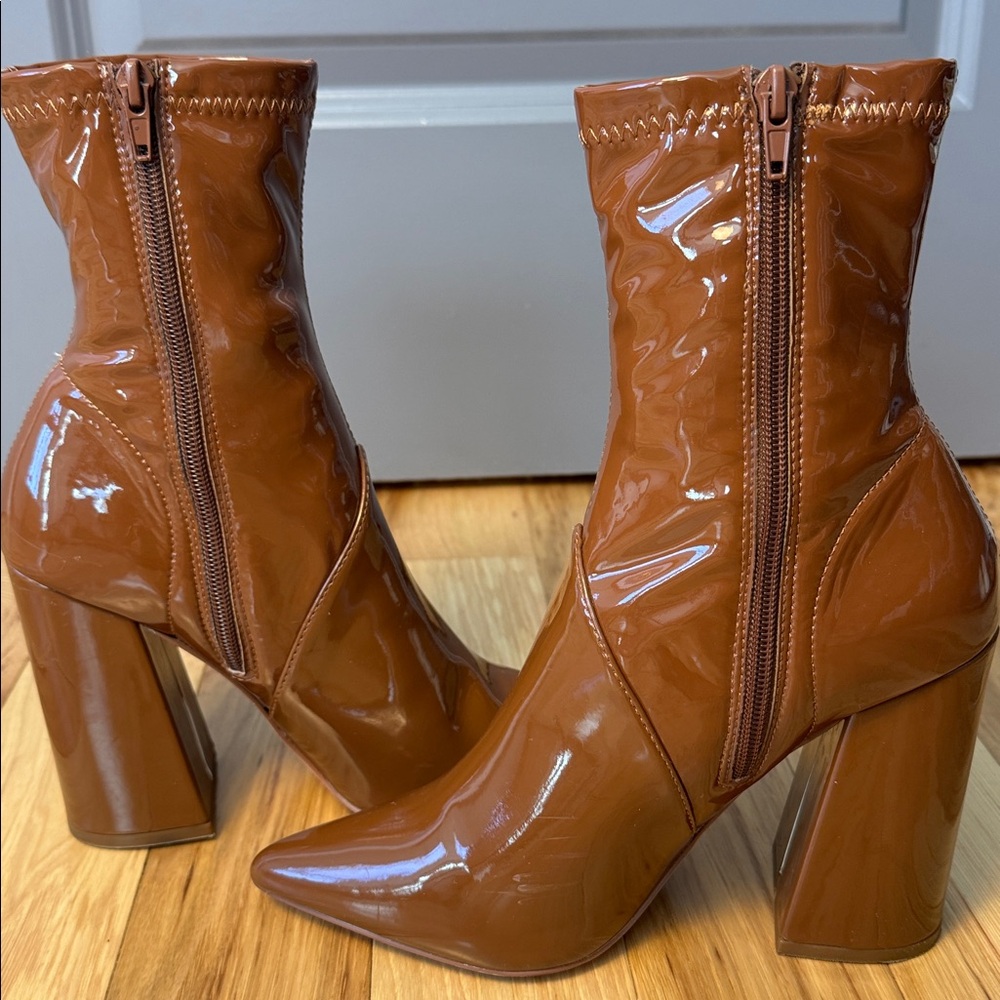 Steve Madden Brown Patent Pointed Toe Heeled Ankle Boots | Size 8.5